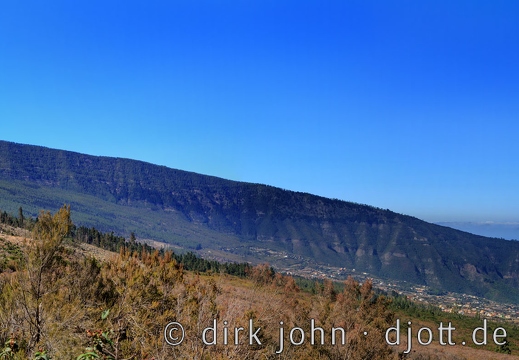 20121014121024  Johni